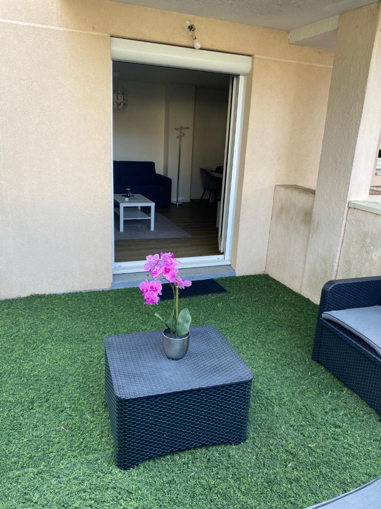 Entier Chambre+salon + Jardin & Terrasse Apartment Les Ulis